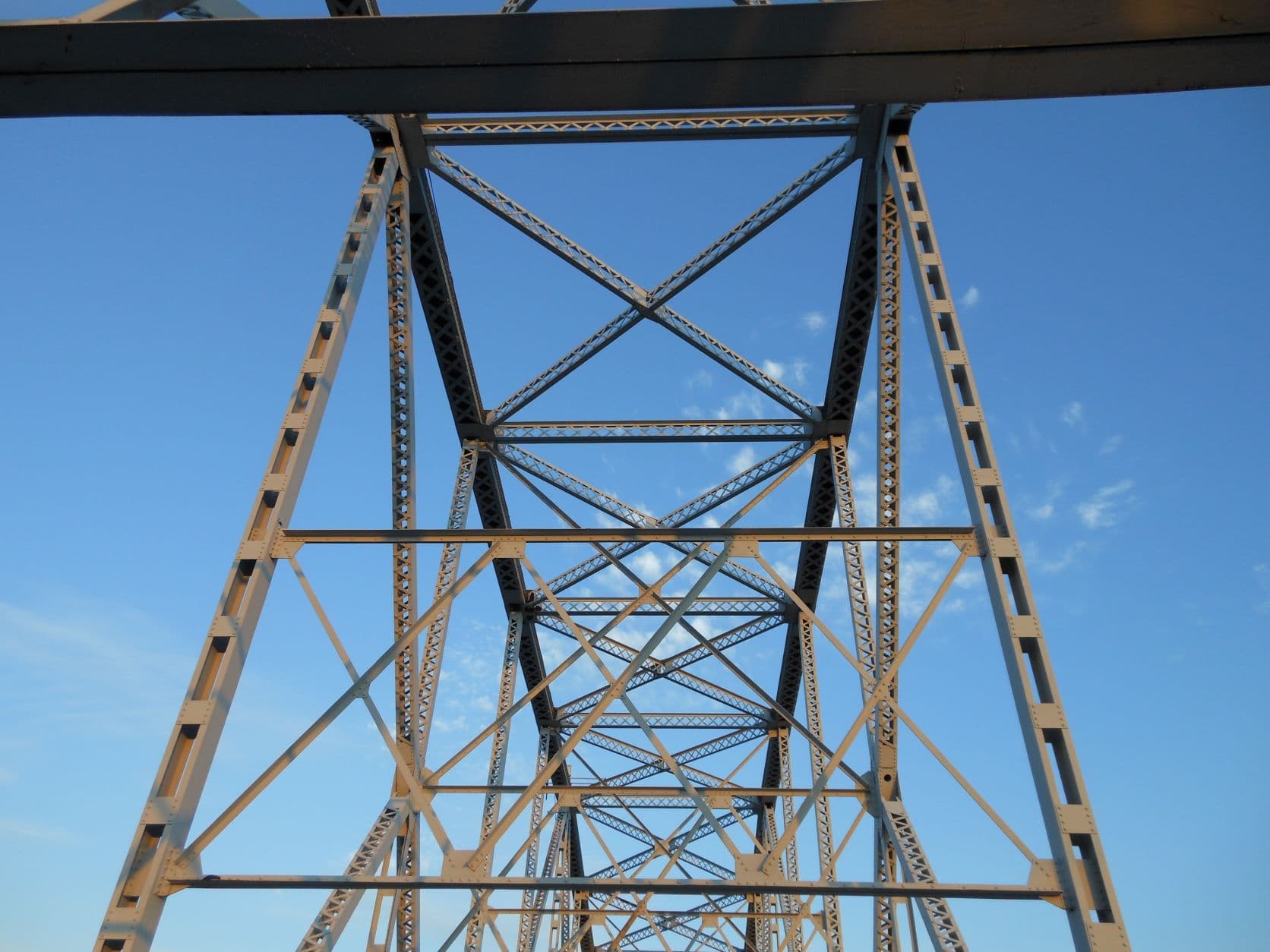 Chain of Rocks Channel Bridge