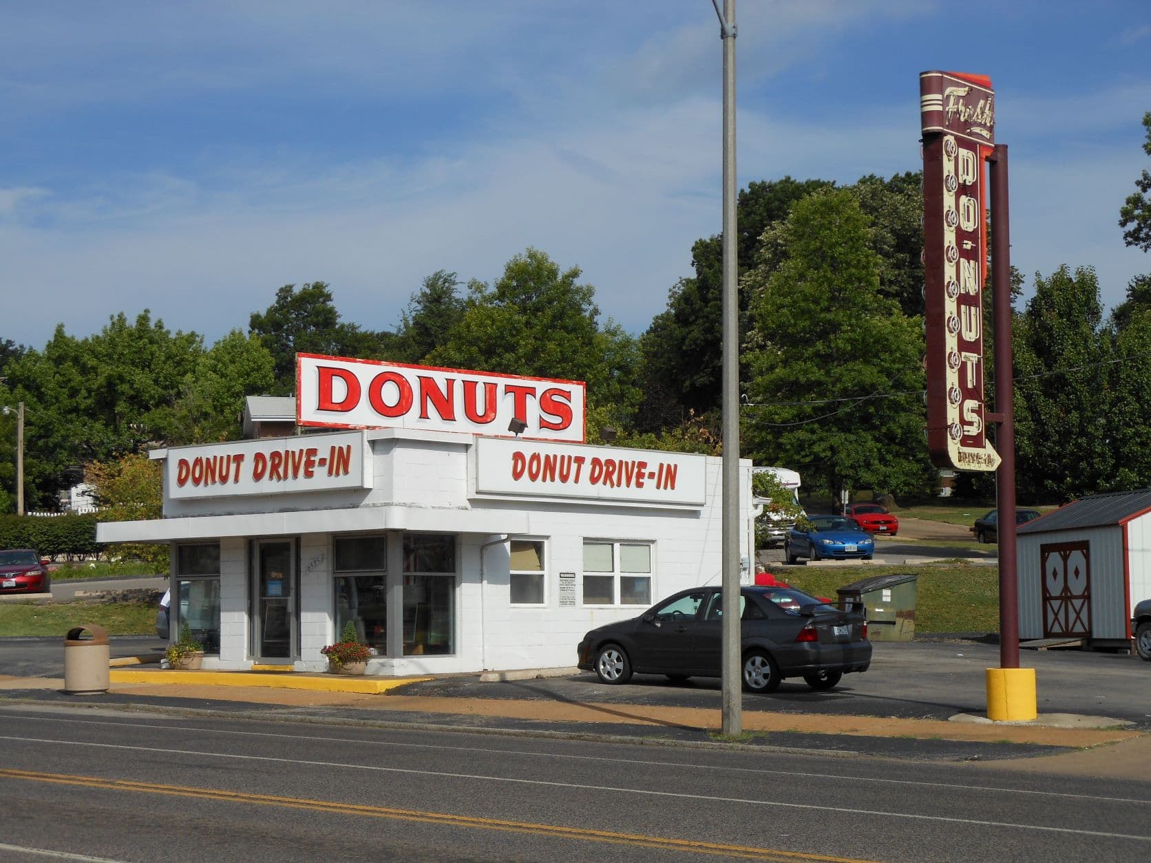 Chippewa St - Donut Drive-in
