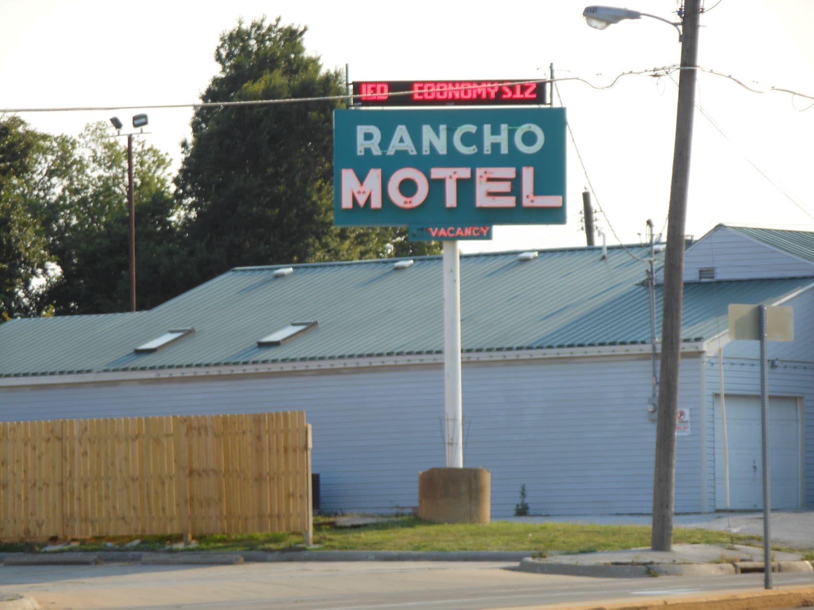 Springfield, MO - Rancho Motel (now closed)