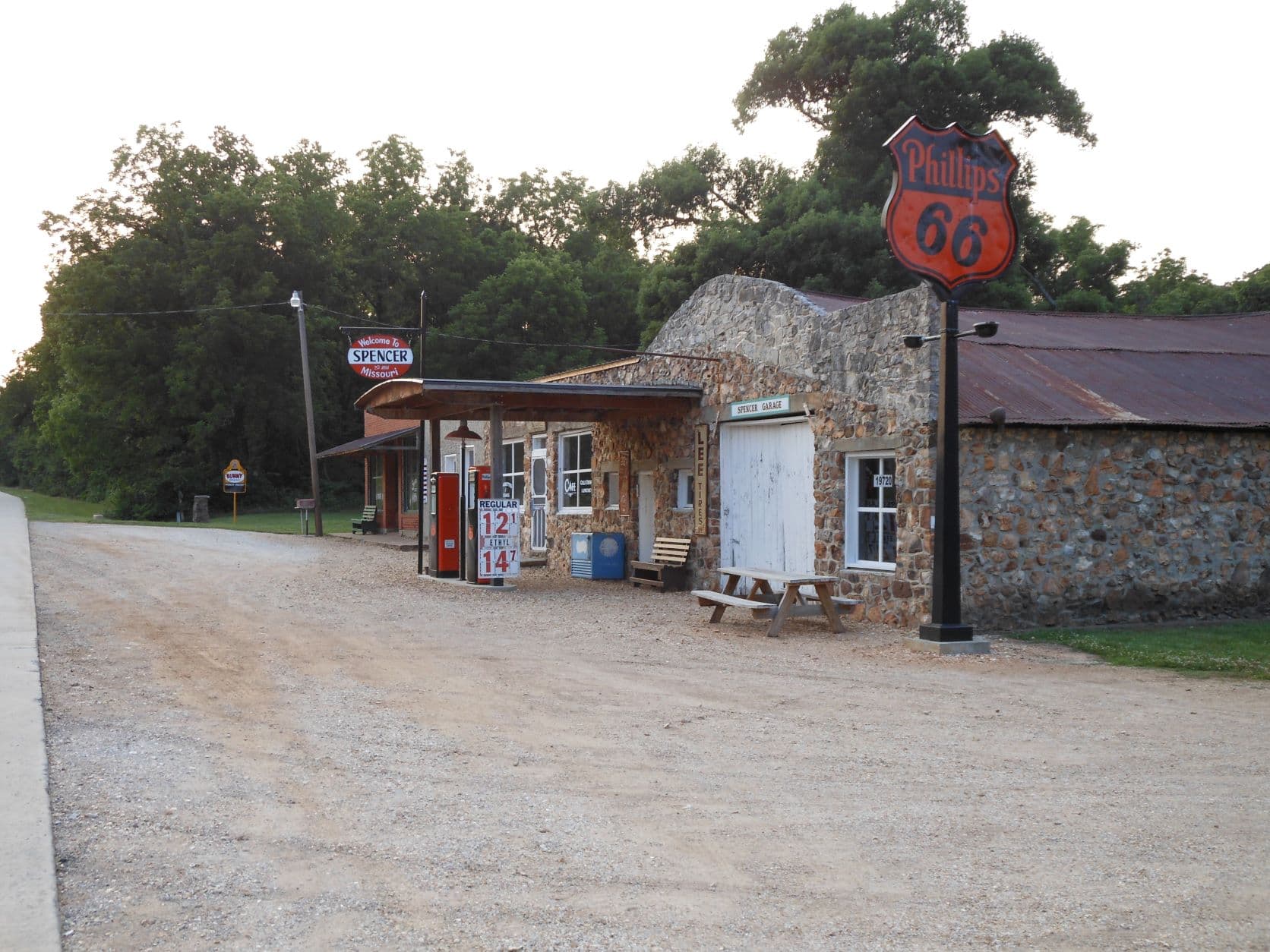 Spencer, MO - Phillips 66 Station