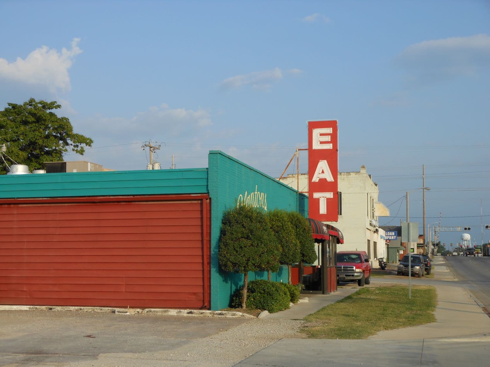 Vinita, OK - Clanton's Cafe -EAT