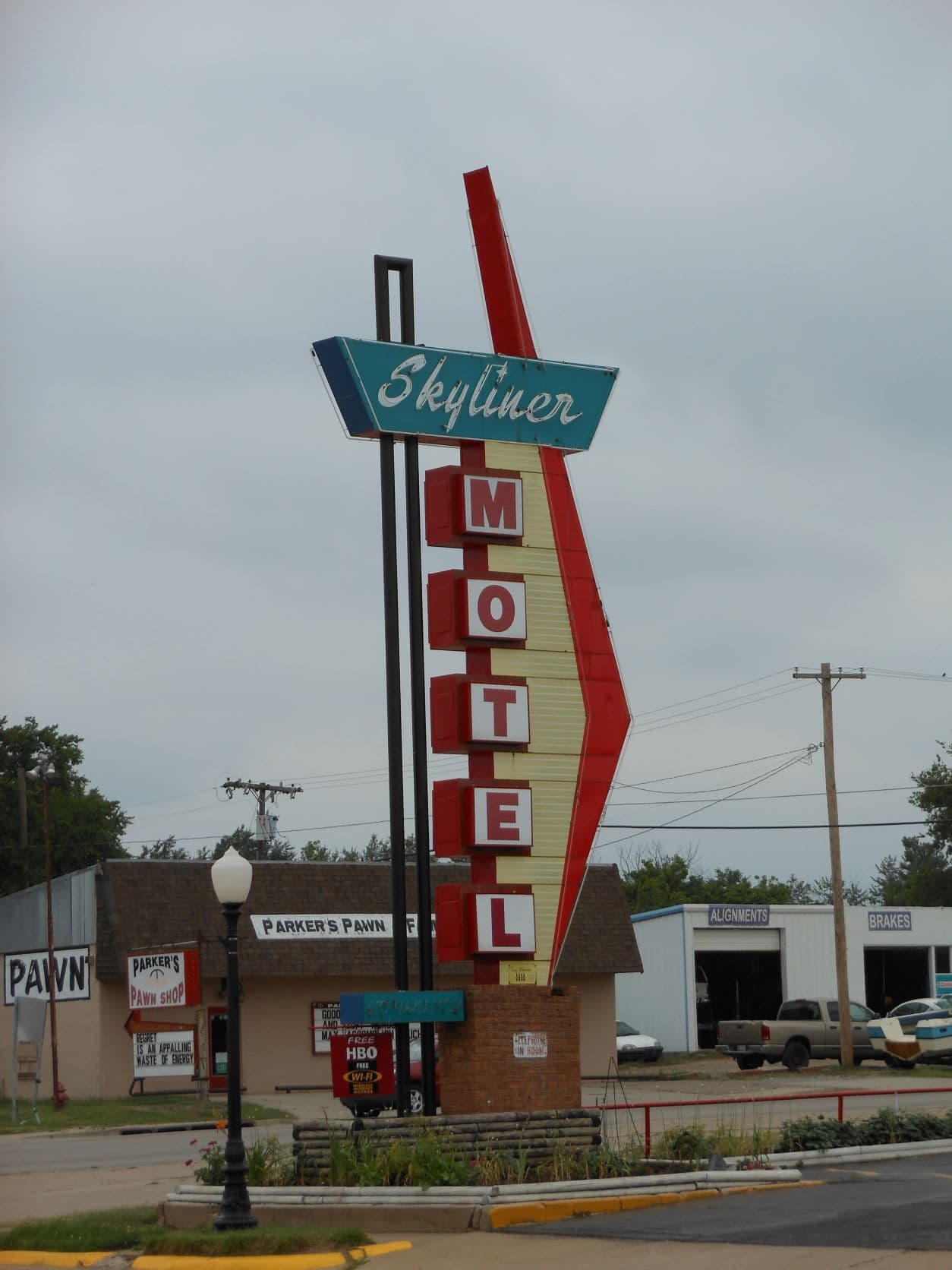 Stroud, OK - Skyliner Motel sign