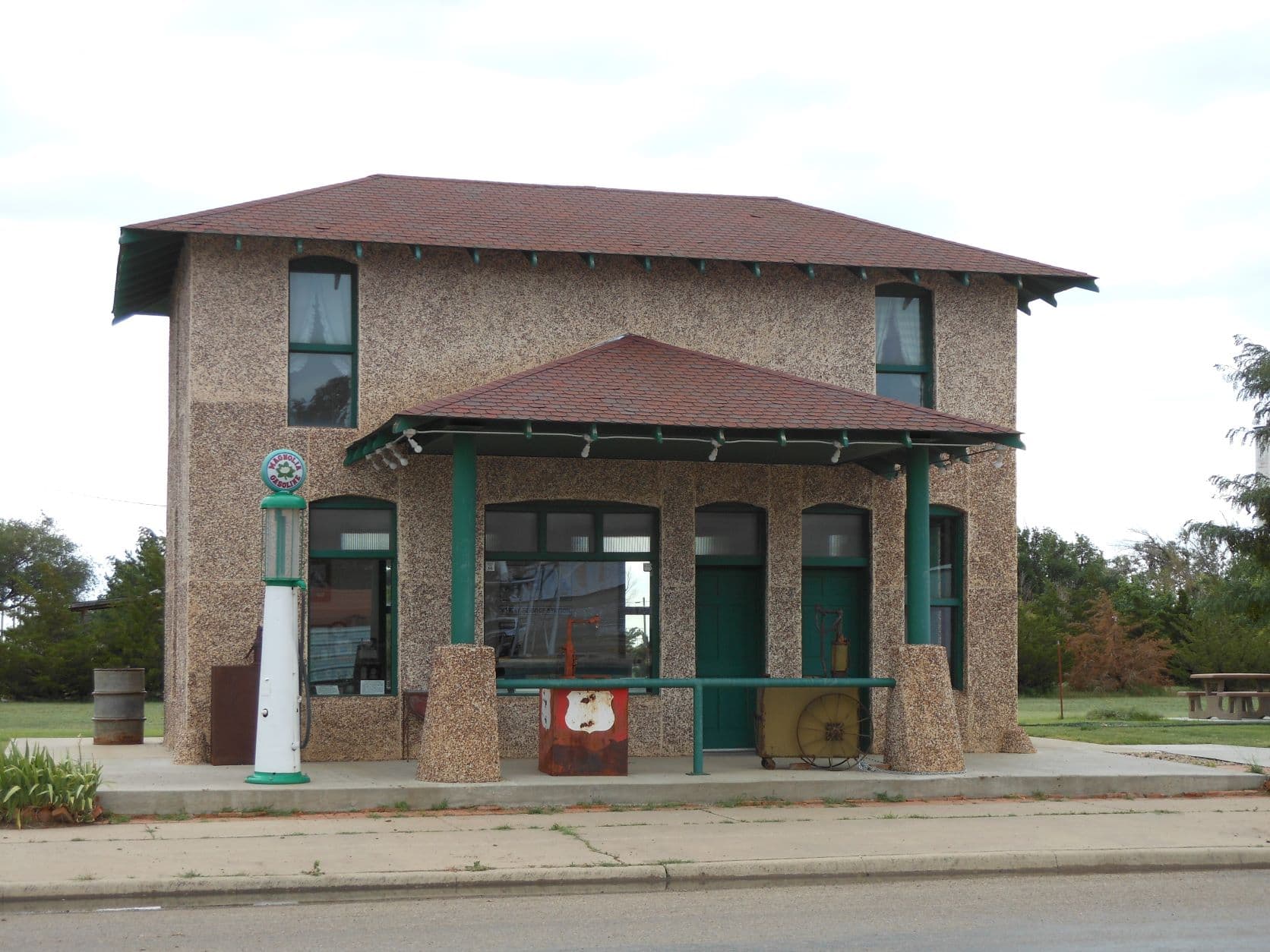Vega, TX - Magnolia Gas Station