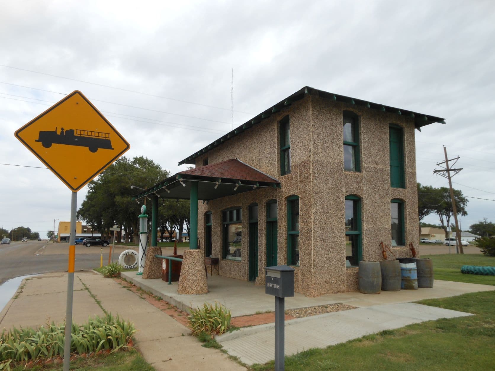 Vega, TX - Magnolia Gas Station