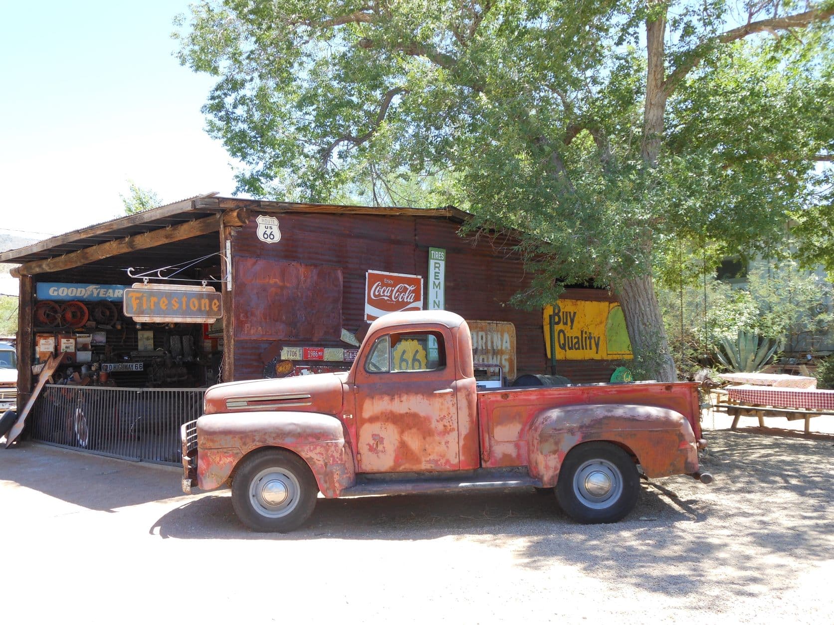 Hackberry General Store Ford F1 pickup truck - Hackberry, AZ