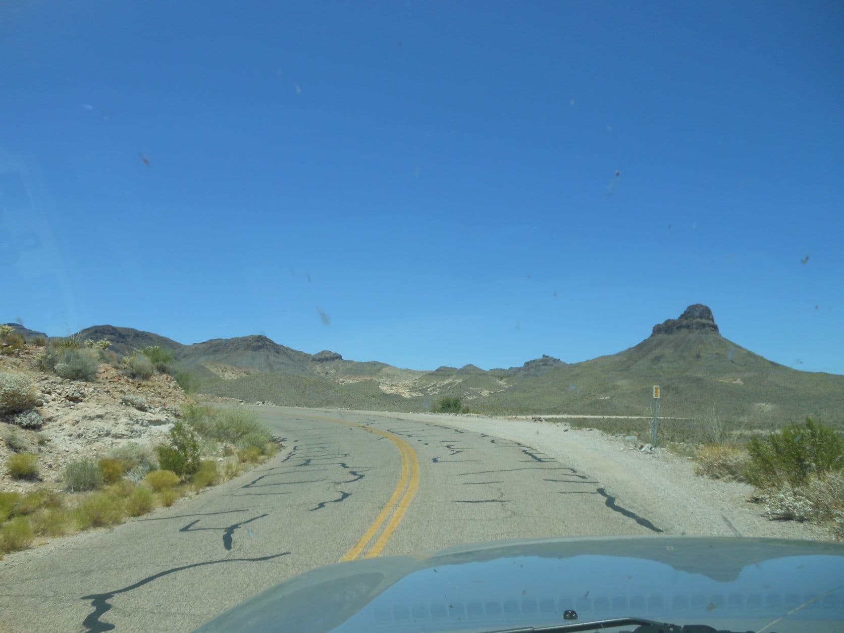 Mountain road - Road to Oatman, AZ