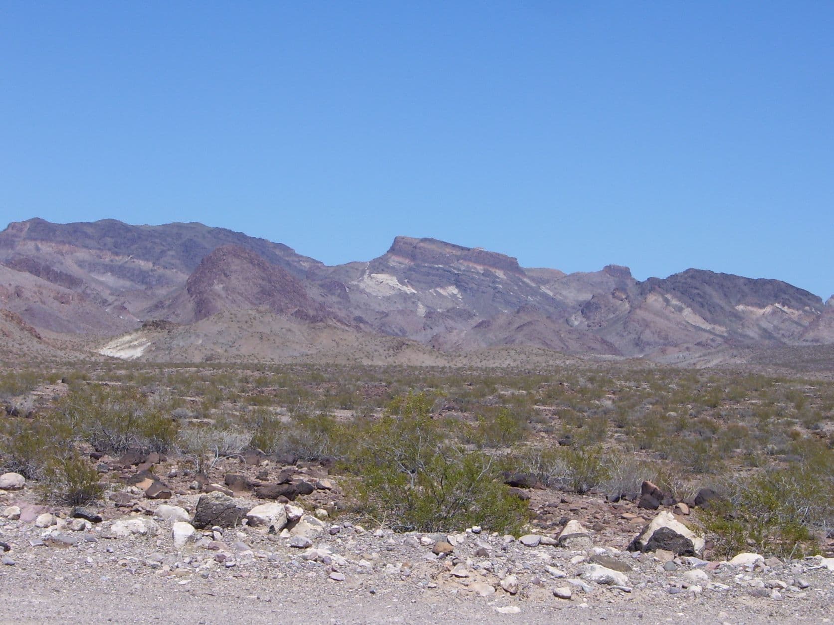 Desert mountain - Road to Amboy, CA