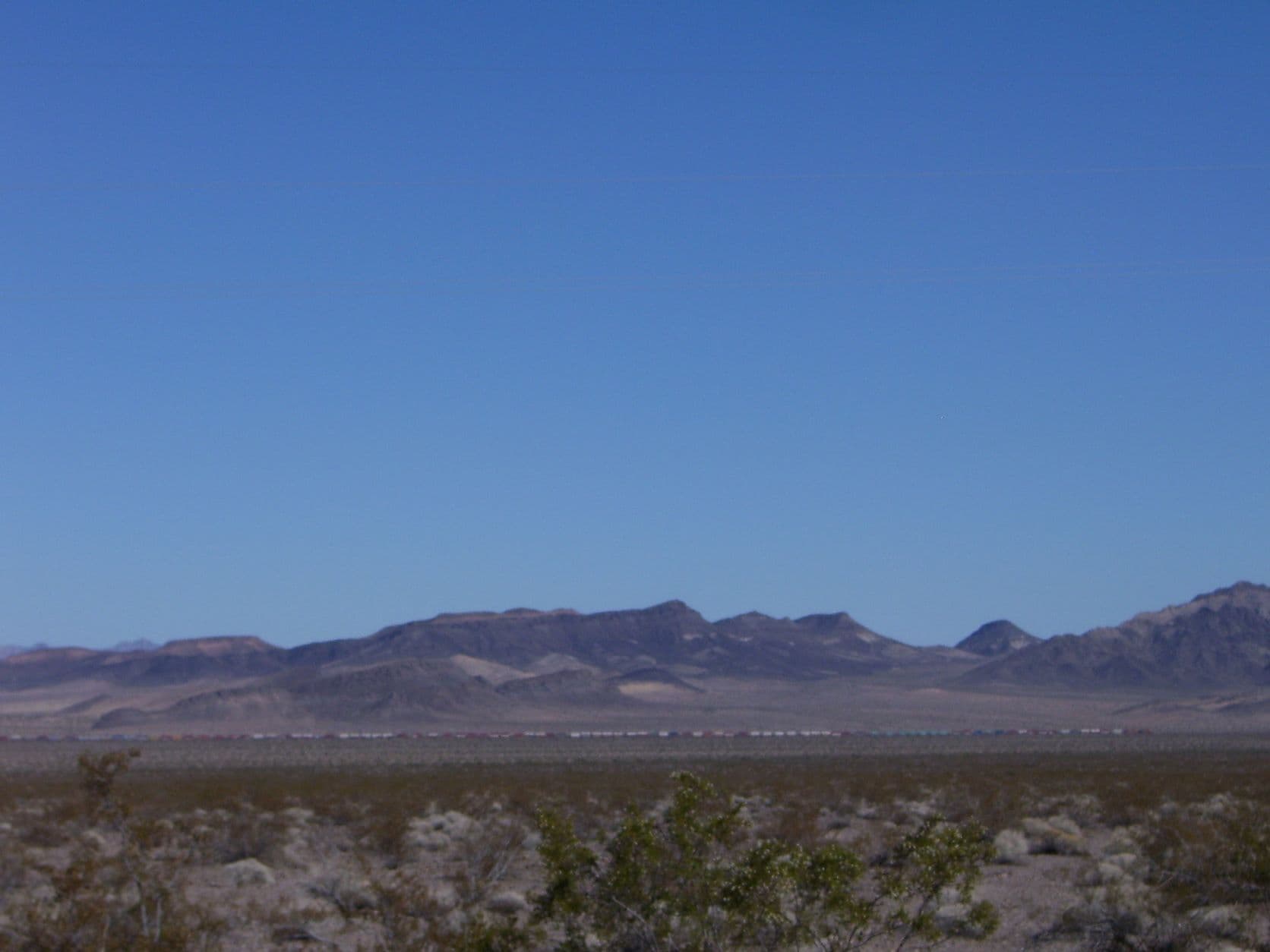 Desert mountains - Road to Amboy, CA