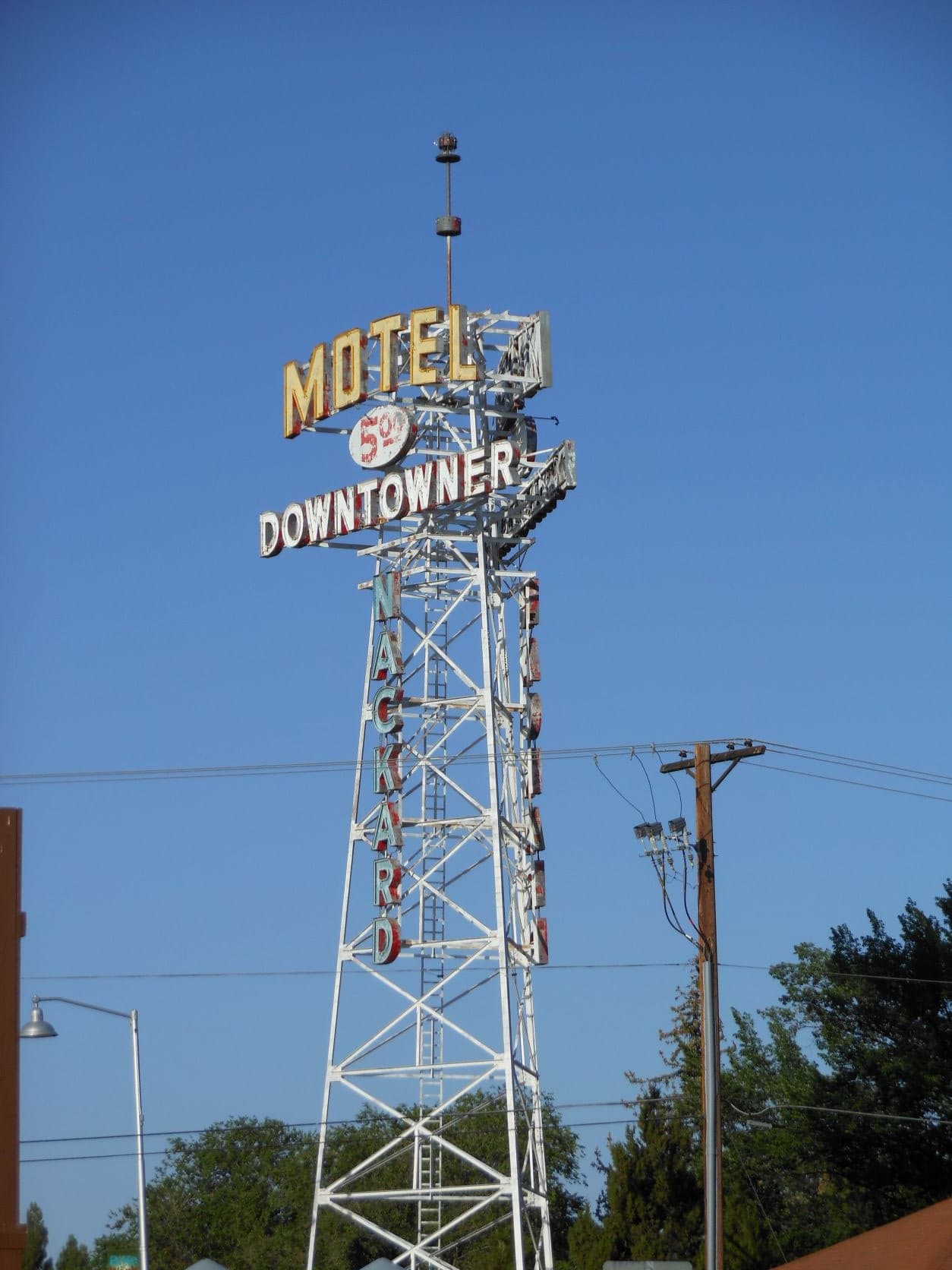 Motel Downtowner sign - Flagstaff, AZ