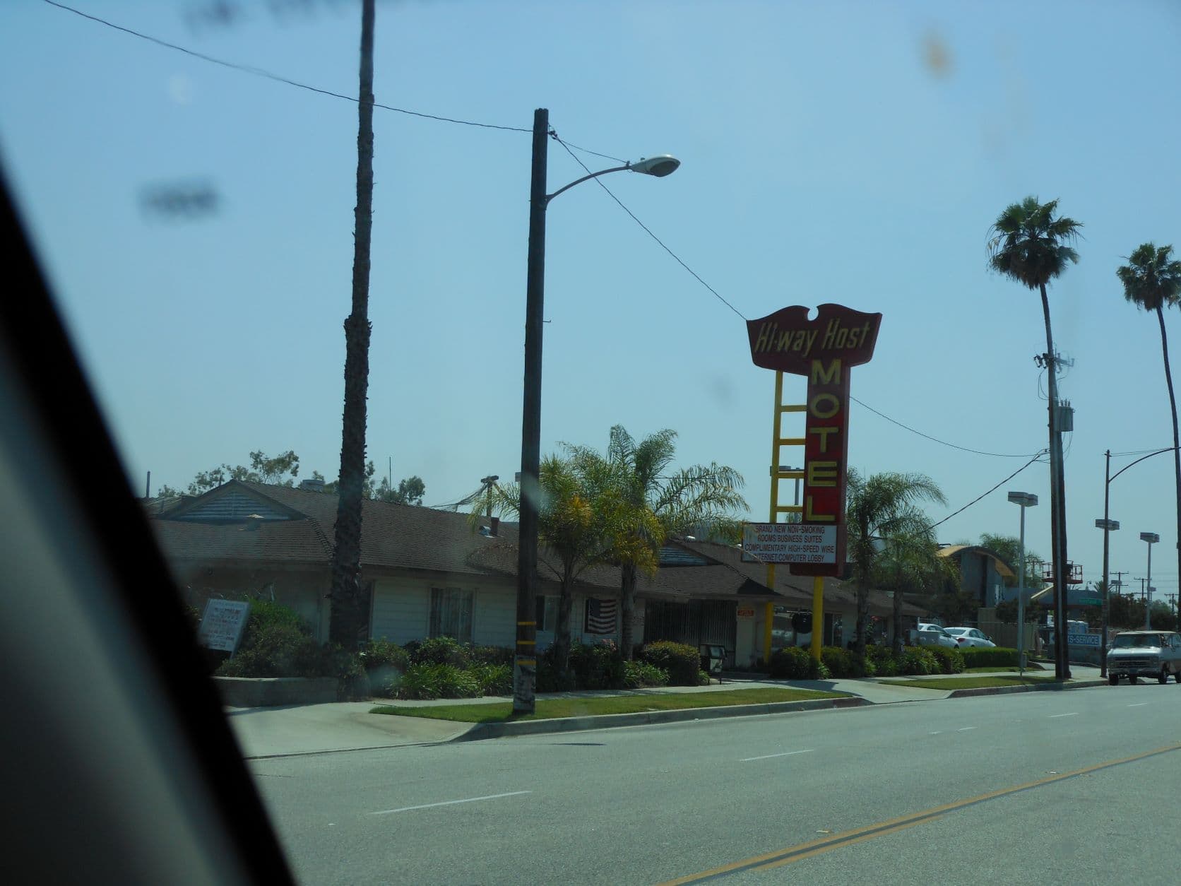 Hi-way Host Motel - Pasadena, CA